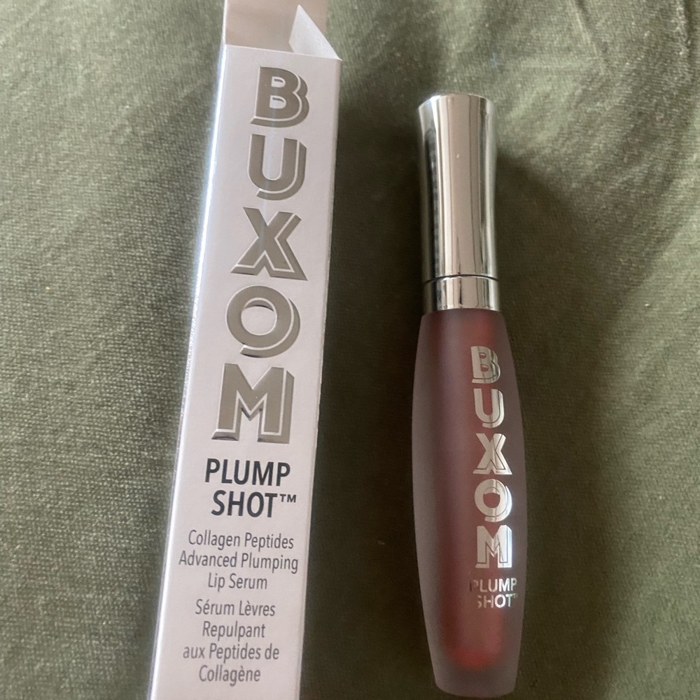 Buxom plump shot lip serum multichrome tint